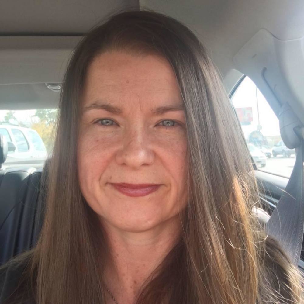 Meet your Posher, Lisa